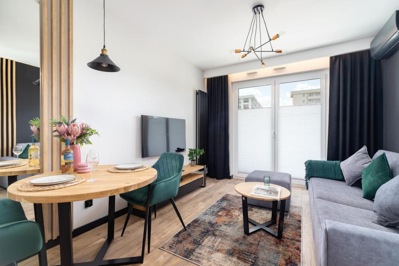 Solaris Park Apartment Tauron Arena By Renters Prestige คราคูฟ ภายนอก รูปภาพ