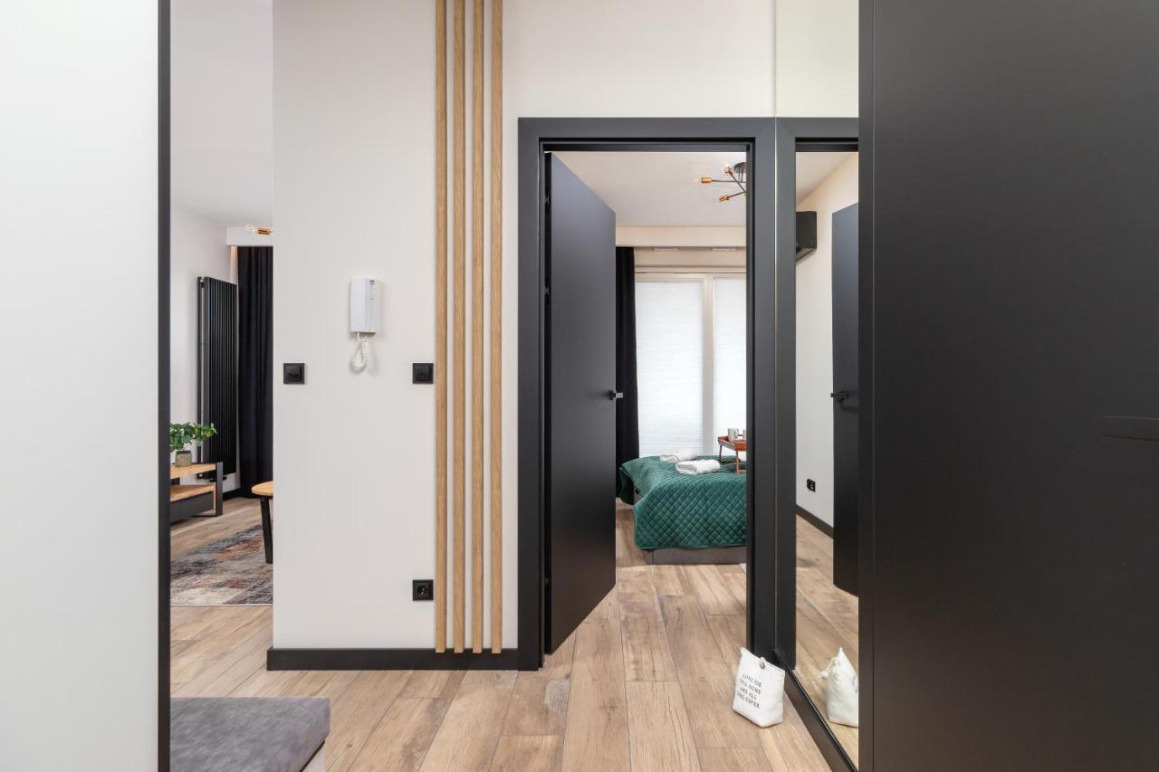 Solaris Park Apartment Tauron Arena By Renters Prestige คราคูฟ ภายนอก รูปภาพ